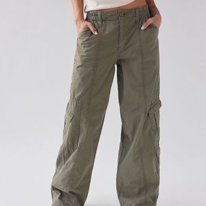 BDG Y2K Low-rise Cargo Pants